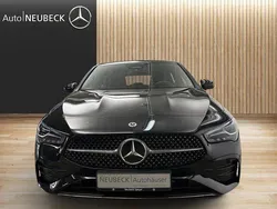 Lack kosmosschwarz Gebraucht 2024 Mercedes CLA180 Shooting Brake AMG line Kombi | 31.250 € (Fairer Preis)