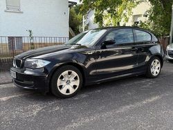 Schwarz Gebraucht 2009 BMW 116 Sport Line Kleinwagen | 2.500 € (Superpreis)