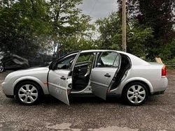 Silber Gebraucht 2002 Opel Vectra Limousine | 450 € (Superpreis)