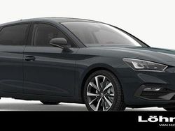 Fiord blau Neu 2025 Seat Leon FR Limousine | 34.580 € (Teuer)