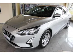 Polarsilber metallic Gebraucht 2021 Ford Focus Cool & Connect Limousine | 14.888 € (Superpreis)