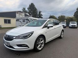 Weiß Gebraucht 2018 Opel Astra S Limousine | 10.990 € (Fairer Preis)
