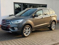 Grau Gebraucht 2019 Ford Kuga Titanium SUV | 7.499 € (Guter Preis)