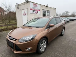 Braun Gebraucht 2013 Ford Focus Titanium Kombi | 2.800 € (Superpreis)