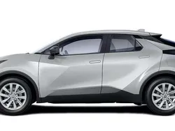 Shimmering silver meta... Neu 2025 Toyota C-HR Comfort SUV | 29.722 € (Superpreis)