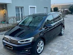 Schwarz Gebraucht 2019 VW Touran Highline Van / Kleinbus | 13.500 € (Guter Preis)