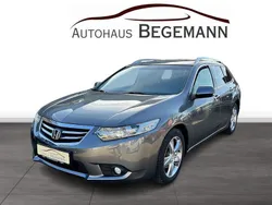 Grau Gebraucht 2012 Honda Accord Elegance Kombi | 9.400 € (Fairer Preis)