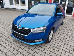 Blau Gebraucht 2021 Skoda Fabia Ambition Limousine | 15.990 € (Fairer Preis)