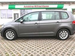 Grau Gebraucht 2015 VW Touran Van / Kleinbus | 11.750 € (Superpreis)
