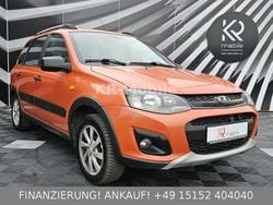 Rot Gebraucht 2017 Lada Kalina Limousine | 2.980 € (Fairer Preis)