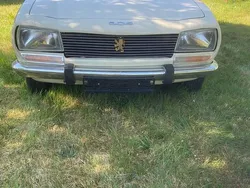Beige Gebraucht 1969 Peugeot 504 Limousine | 9.600 €