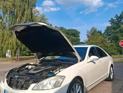 Weiß Gebraucht 2007 Mercedes 350 Limousine | 13.999 €