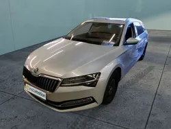 Silber Gebraucht 2020 Skoda Superb Style Kombi | 33.076 € (Teuer)