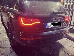 Schwarz Gebraucht 2009 Audi Q7 SUV | 12.000 € (Etwas zu teuer)
