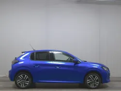 Blau/typ aussenverkleidung metallic drei schichten perlmutt Gebraucht 2021 Peugeot 208 Allure Kleinwagen | 9.980 € (Superpreis)