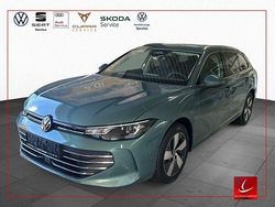 Grün Neu 2025 VW Passat Business Limousine | 39.895 € (Fairer Preis)