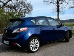 Blau Gebraucht 2010 Mazda 3 Active Plus Limousine | 9.750 € (Etwas zu teuer)