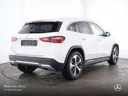 Weiß Gebraucht 2024 Mercedes GLA200 Progressive SUV | 37.990 € (Guter Preis)