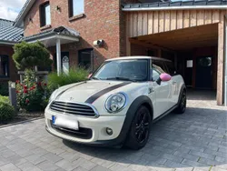 Beige Gebraucht 2013 Mini ONE Kleinwagen | 6.750 € (Etwas zu teuer)