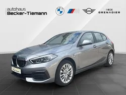 Skyscraper grau Gebraucht 2022 BMW 118 Advantage Kleinwagen | 23.687 € (Fairer Preis)