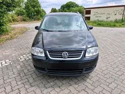 Schwarz Gebraucht 2006 VW Touran Van / Kleinbus | 3.000 € (Fairer Preis)