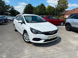 Weiß Gebraucht 2022 Opel Astra Business Kombi | 14.250 € (Fairer Preis)