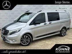 Silber, Gebraucht 2022 Mercedes Vito Van / Kleinbus | 46.990 € (Teuer)