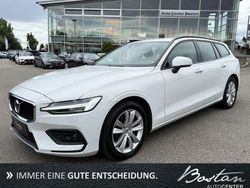 Weiß Gebraucht 2021 Volvo V60 Momentum Kombi | 21.900 € (Guter Preis)