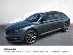 F6 quarzgrau metallic Gebraucht 2020 Skoda Superb SportLine Kombi | 33.980 € (Teuer)
