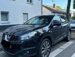 Violet Gebraucht 2012 Nissan Qashqai SUV | 9.000 €