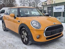 Volcanic orange Gebraucht 2016 Mini ONE Kleinwagen | 10.999 € (Fairer Preis)