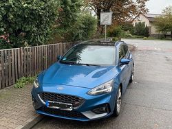Blau Gebraucht 2020 Ford Focus ST Kombi | 25.499 € (Fairer Preis)