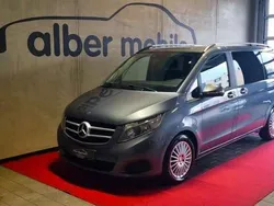 Grau Gebraucht 2015 Mercedes V220 Edition Van / Kleinbus | 32.490 € (Fairer Preis)
