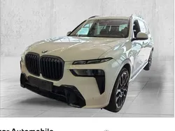 Weiß Gebraucht 2022 BMW X7 M Sport SUV | 78.995 €