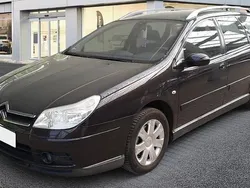 Grau Gebraucht 2006 Citroën C5 Kombi | 1.700 €