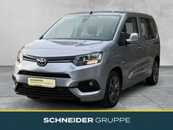 Silber Gebraucht 2020 Toyota Proace Verso City Kombi | 21.490 € (Fairer Preis)