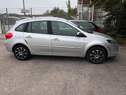 Silber Gebraucht 2010 Renault Clio GrandTour Kombi | 5.500 €