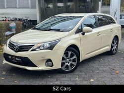 Schwarz Gebraucht 2015 Toyota Avensis Edition Kombi | 4.999 €