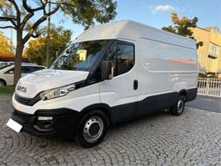 Weiß Gebraucht 2017 Iveco Daily Van / Kleinbus | 9.900 €