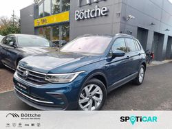 Nightshade blue metallic Gebraucht 2023 VW Tiguan Active SUV | 25.780 € (Superpreis)
