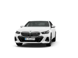 Gebraucht 2025 BMW i5 Comfort Edition Limousine | 65.695 €