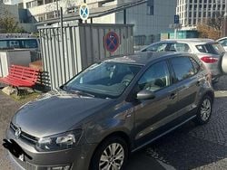 Grau Gebraucht 2013 VW Polo Life Limousine | 6.950 € (Guter Preis)