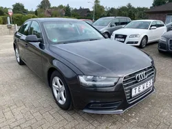 Grau Gebraucht 2012 Audi A4 Attraction Limousine | 4.950 € (Guter Preis)