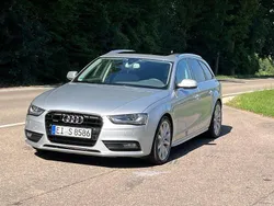 Silber Gebraucht 2012 Audi A4 S-Line Kombi | 14.500 €