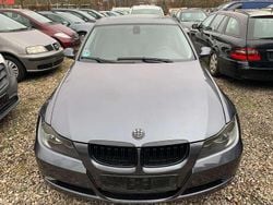 Schwarz metallic Gebraucht 2006 BMW 320 Limousine | 3.999 € (Guter Preis)