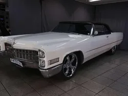 Weiß Gebraucht 1966 Cadillac Deville Cabrio | 29.990 €