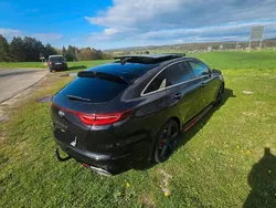 Schwarz Gebraucht 2020 Kia ProCeed GT Kleinwagen | 22.000 € (Guter Preis)