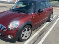 Rot Gebraucht 2009 Mini ONE Kleinwagen | 3.200 € (Fairer Preis)