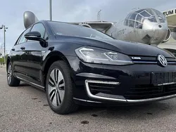 Deep black Gebraucht 2020 VW e-Golf Kleinwagen | 13.900 € (Fairer Preis)