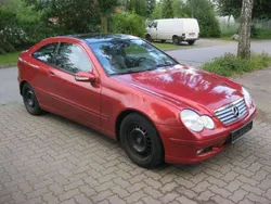 Orange Gebraucht 2001 Mercedes C200 Coupé | 1.300 € (Superpreis)